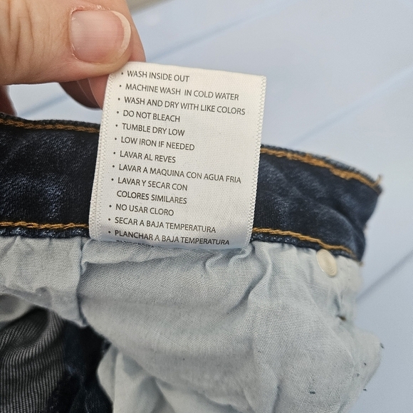 Kancan Dark Wash Bell Bottom Frayed Hem Highwaist  Jeans Size 5/26 - Picture 7 of 7